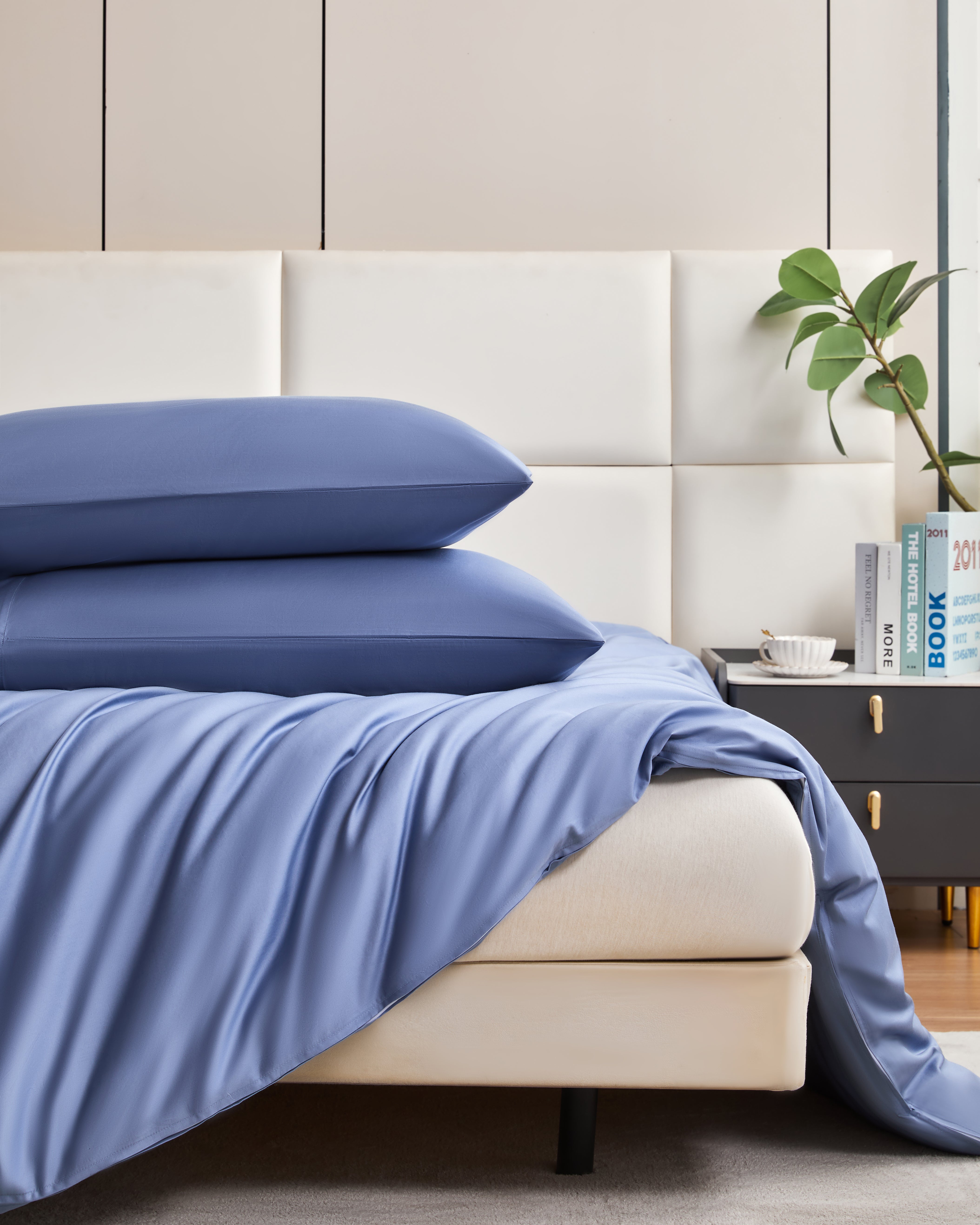 Heather Blue + Brilliant White 100% Cotton Duvet Cover Set – 3-Piece, 300TC