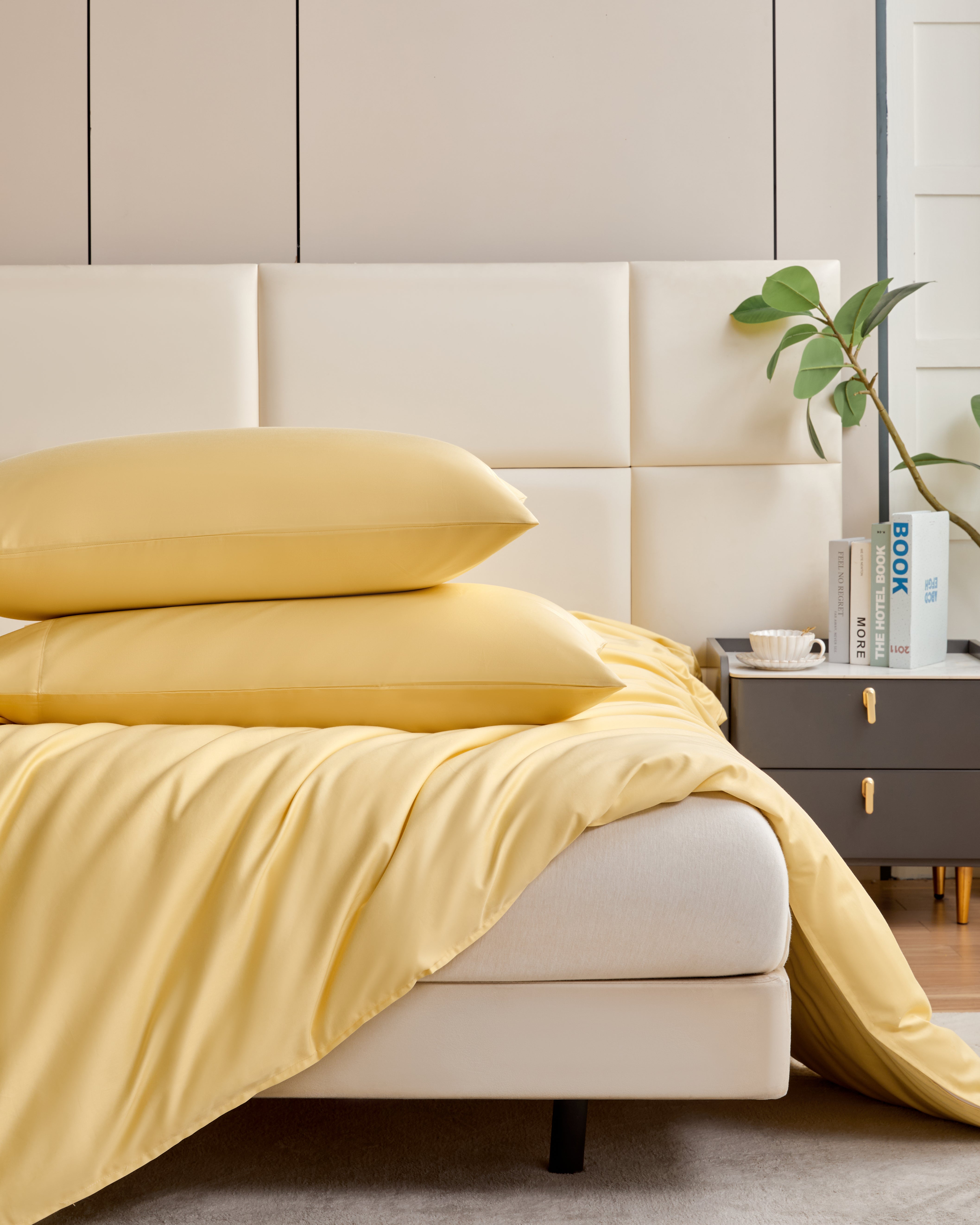 Brilliant White + Butter Yellow 100% Cotton Duvet Cover Set – 3-Piece, 300TC